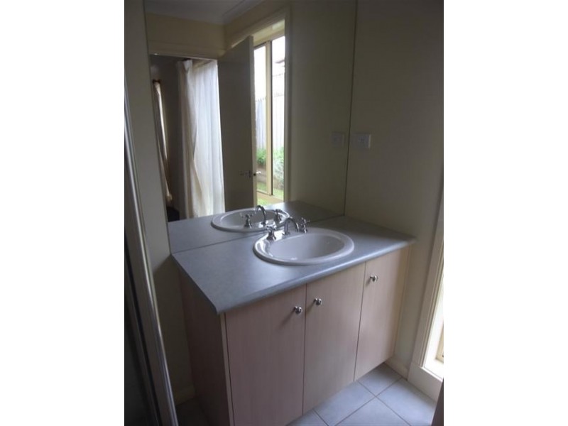1 Baw Baw Drive, Warragul VIC 3820