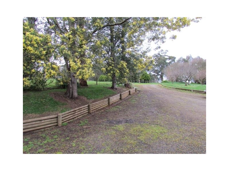 14 Genaro Road, Moe South VIC 3825