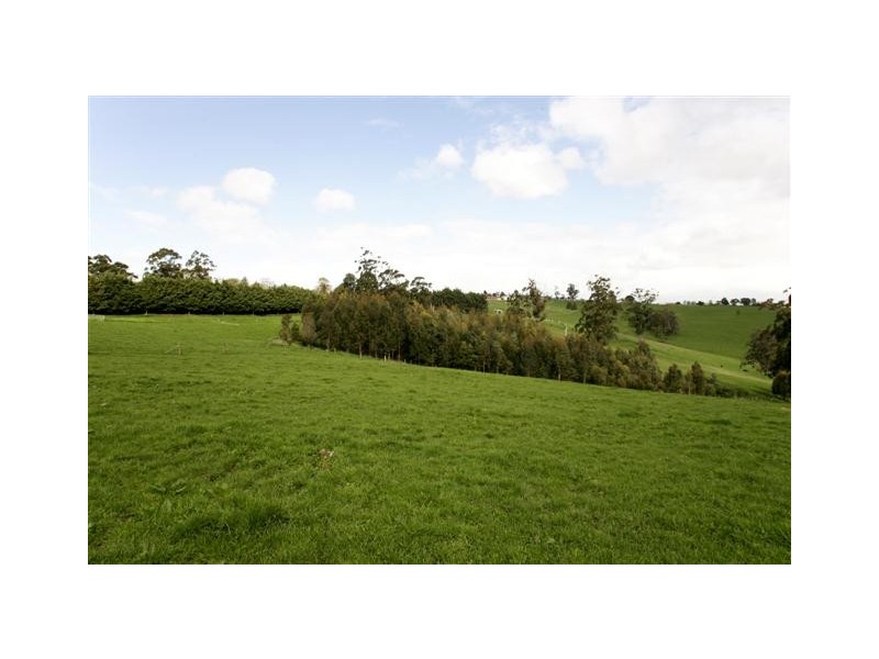 2083 Main Neerim Road, Neerim South VIC 3831