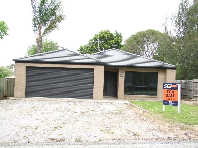 1 Brendan Street, Meeniyan VIC 3956