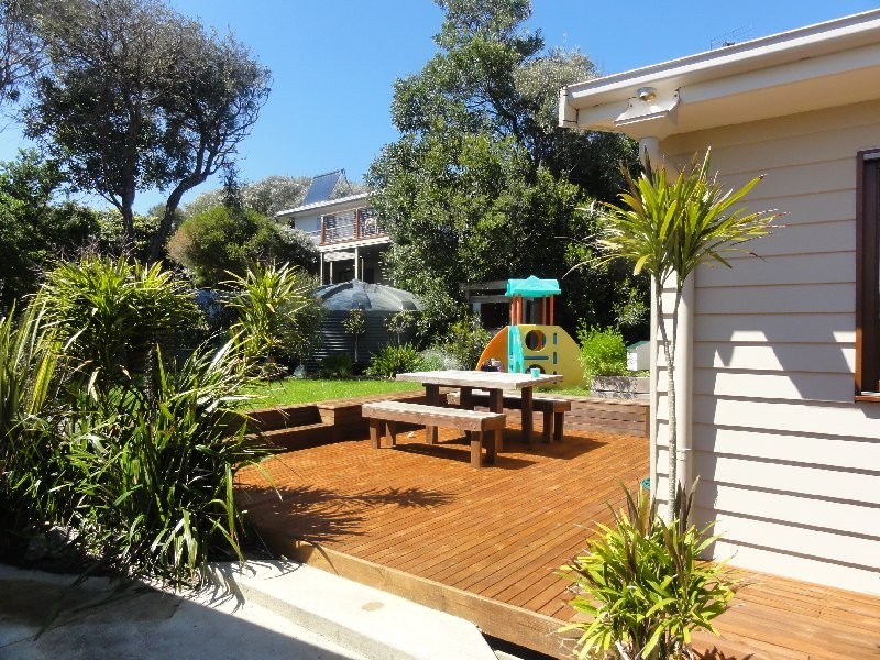 4 Fir Crt, Sandy Point VIC 3959