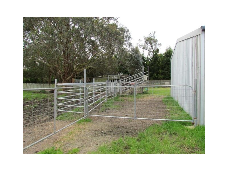 315 Fisher Road, Drouin West VIC 3818