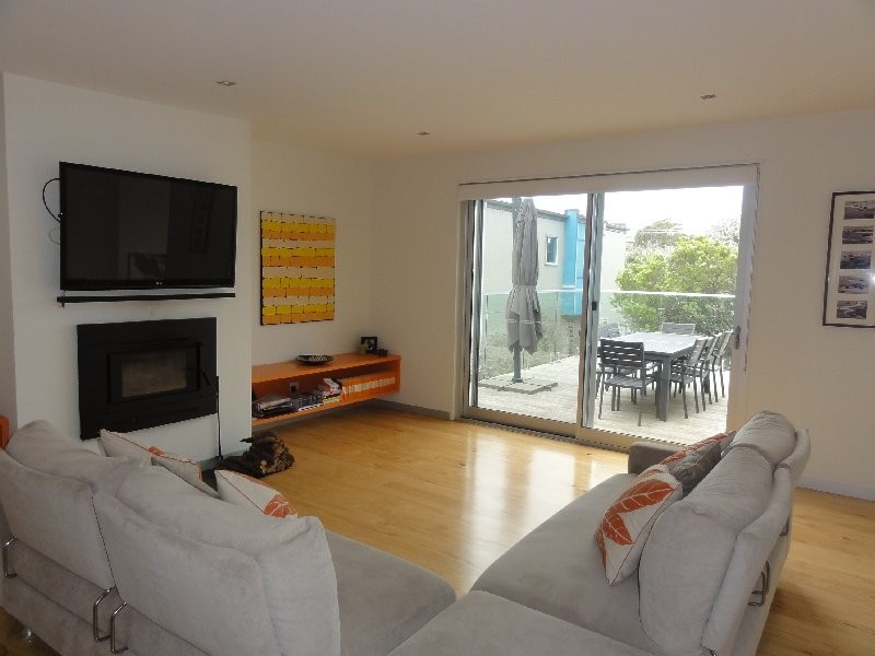 23 Acacia St, Sandy Point VIC 3959