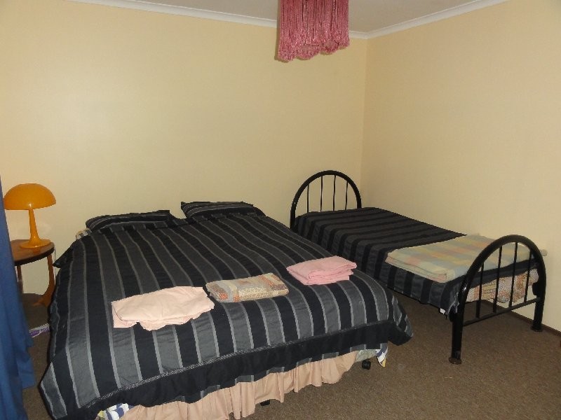 7 Fifth Avenue, Sandy Point VIC 3959