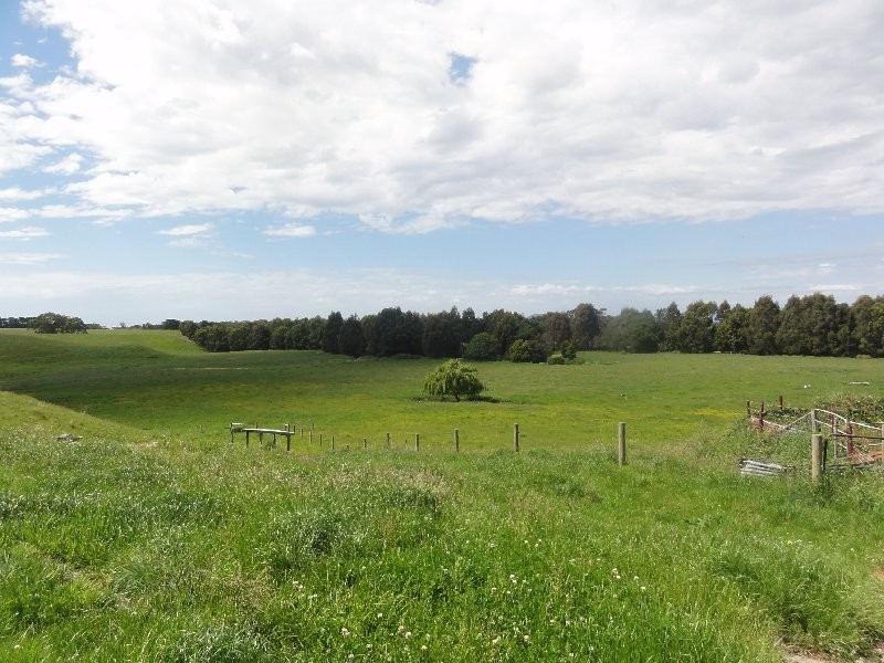 80 Agnes River Rd, Toora VIC 3962
