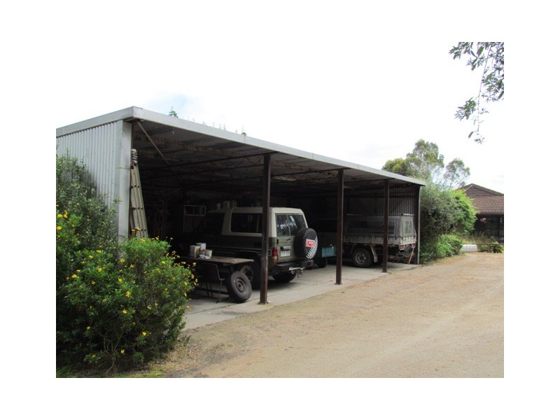 202 Ranch Road, Tanjil South VIC 3825