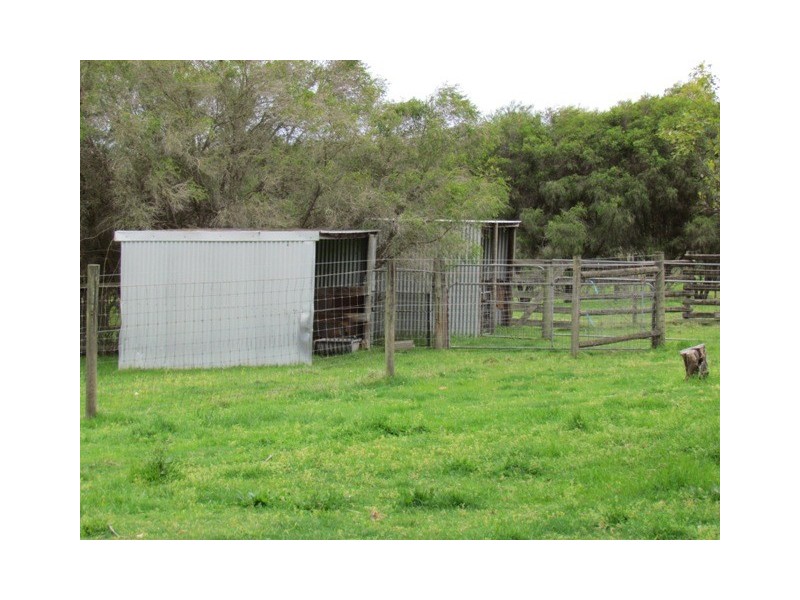 202 Ranch Road, Tanjil South VIC 3825