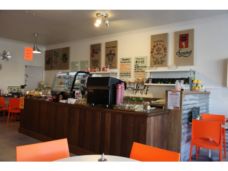 219 Commercial Rd, Yarram VIC 3971