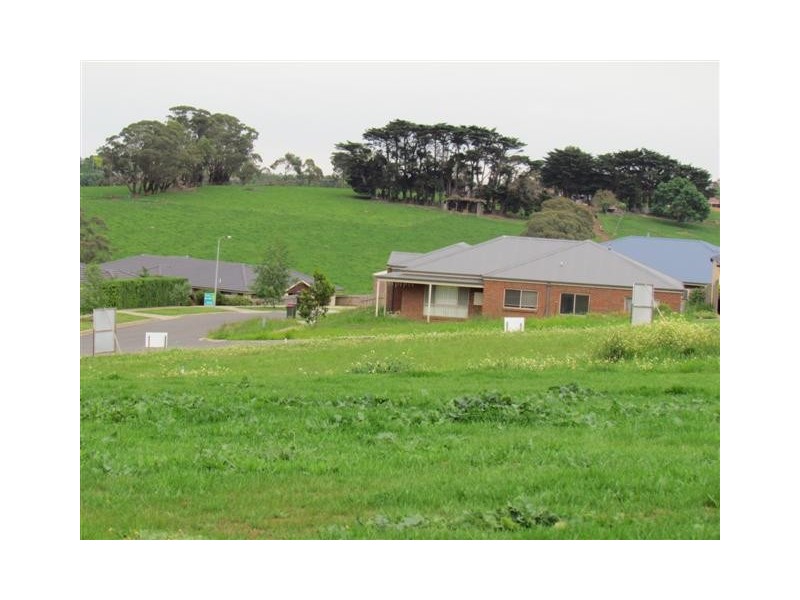 Thatch Court, Warragul VIC 3820