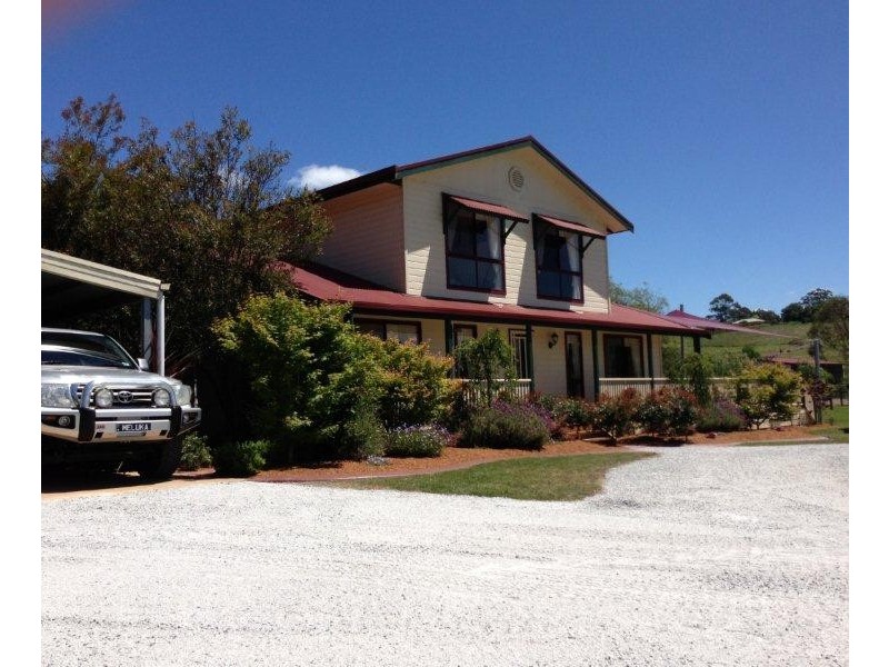 9 Myers Road, Drouin VIC 3818
