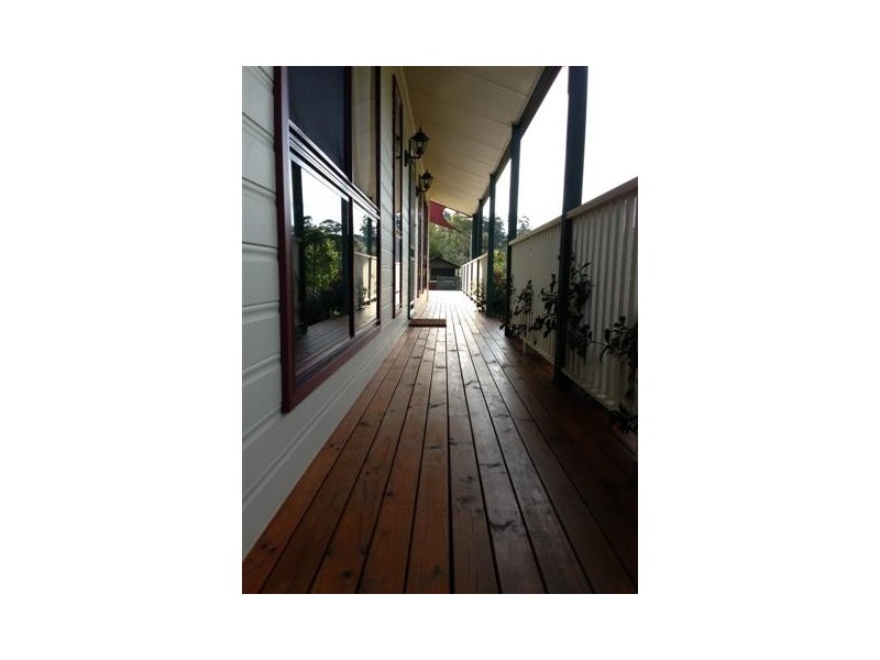 9 Myers Road, Drouin VIC 3818