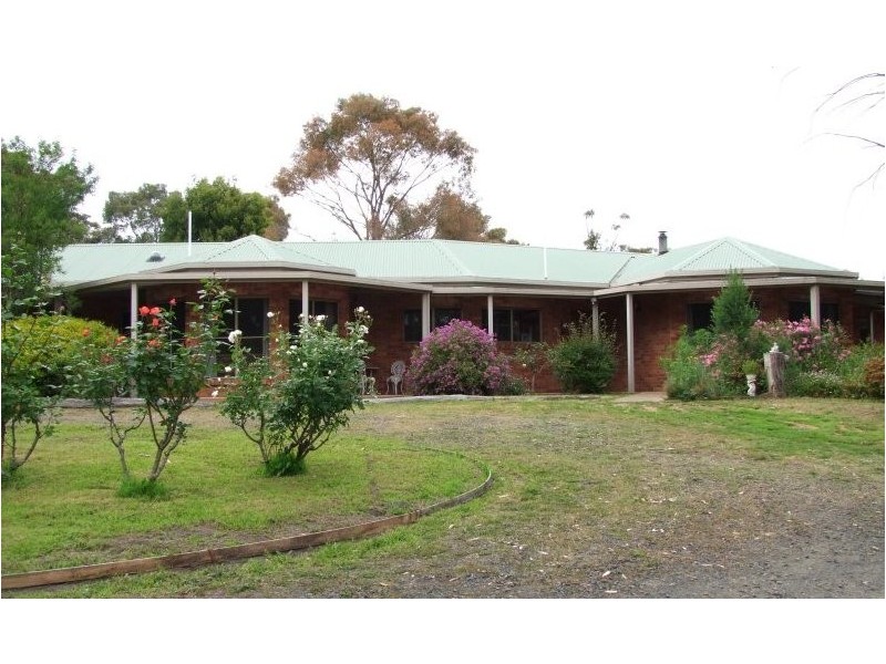 3 Cuthbertson Court, Mirboo North VIC 3871