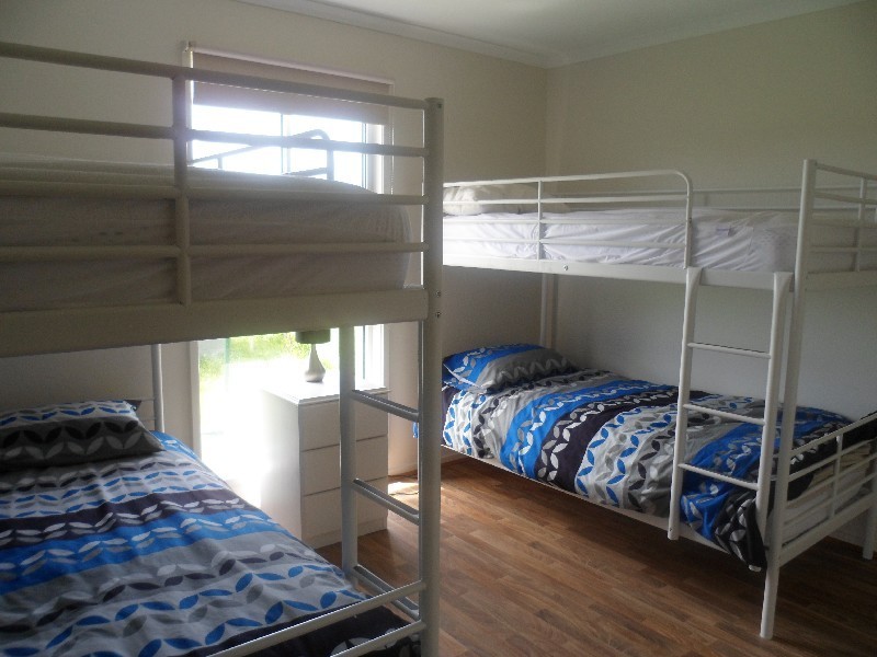 7 Ash Ave, Sandy Point VIC 3959