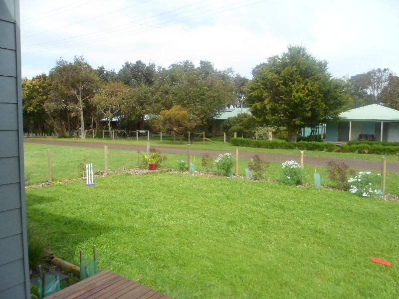 7 Ash Ave, Sandy Point VIC 3959