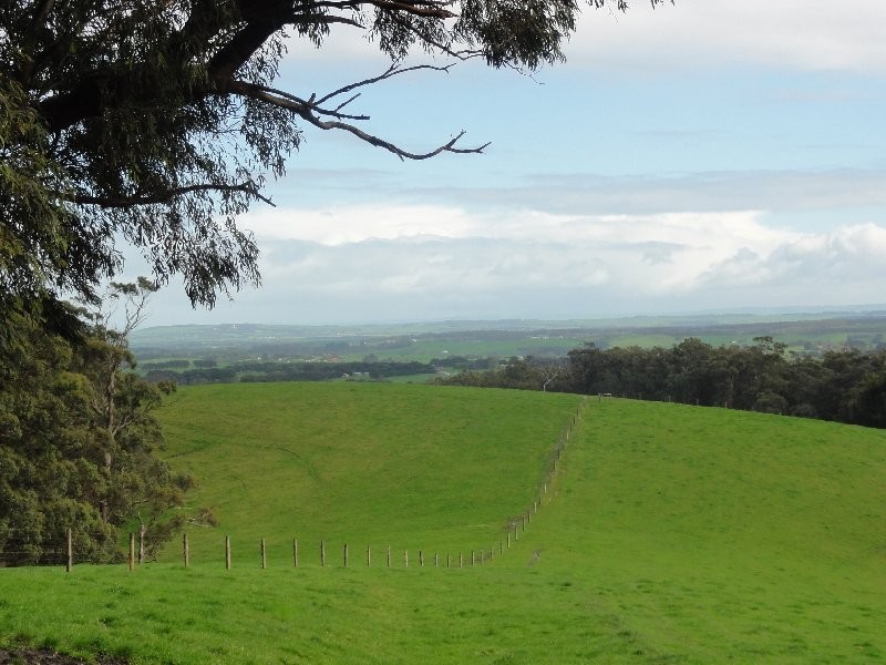 270 Savages Rd, Fish Creek VIC 3959