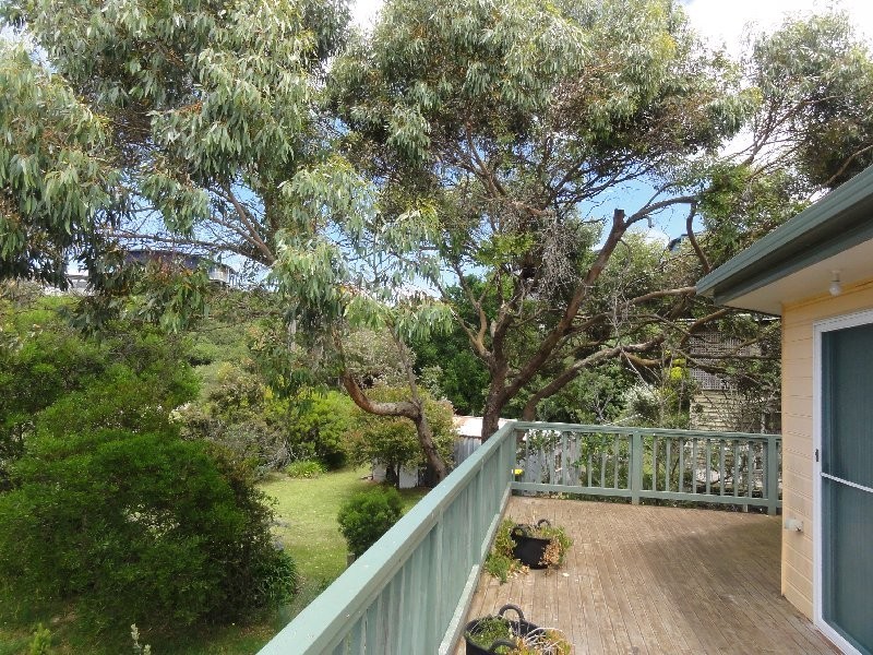 13 Acacia St, Sandy Point VIC 3959