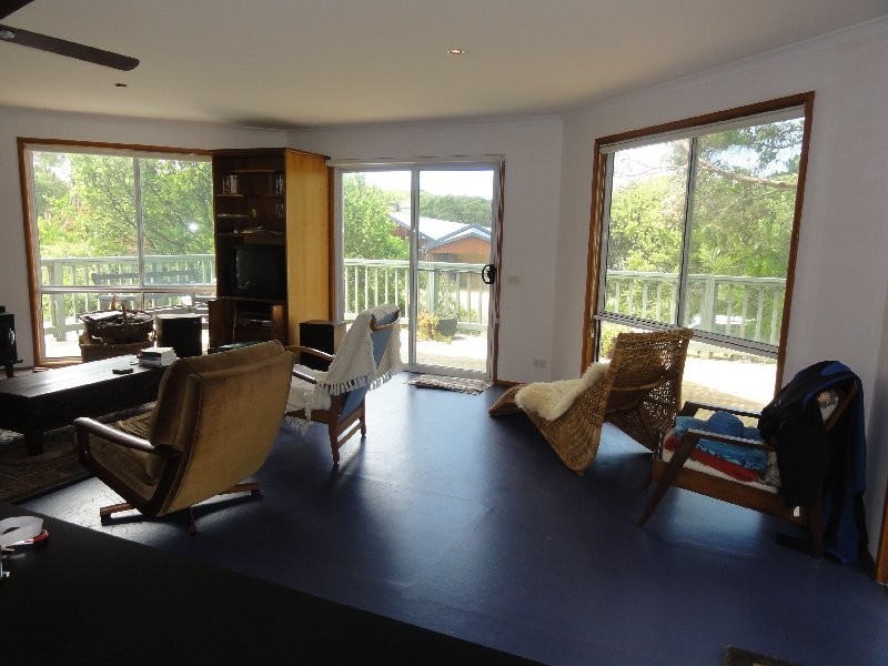 13 Acacia St, Sandy Point VIC 3959