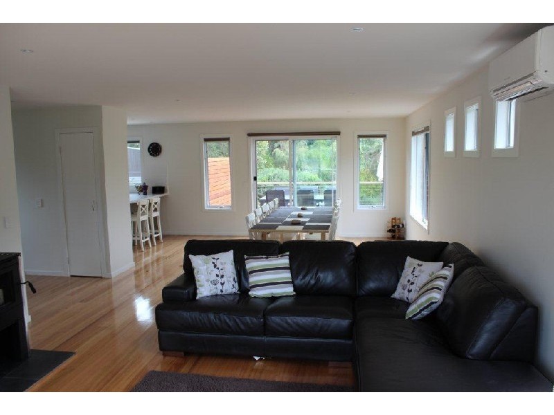 25 Acacia St, Sandy Point VIC 3959