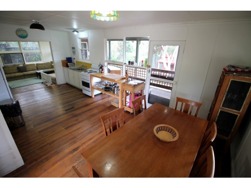 9 Ocean View Pde, Sandy Point VIC 3959