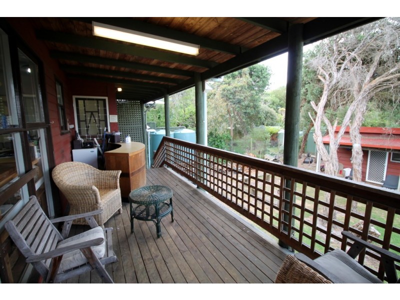 9 Ocean View Pde, Sandy Point VIC 3959