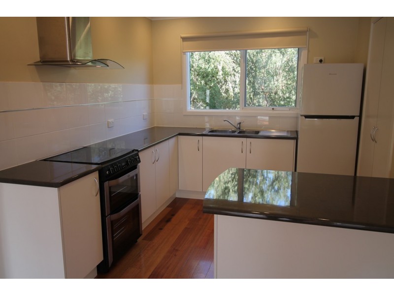 2 Box Avenue, Sandy Point VIC 3959