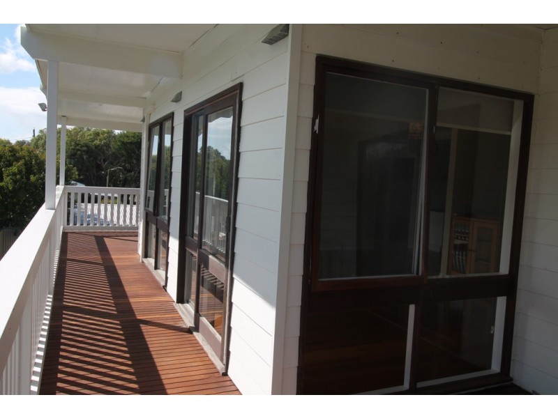 2 Box Avenue, Sandy Point VIC 3959