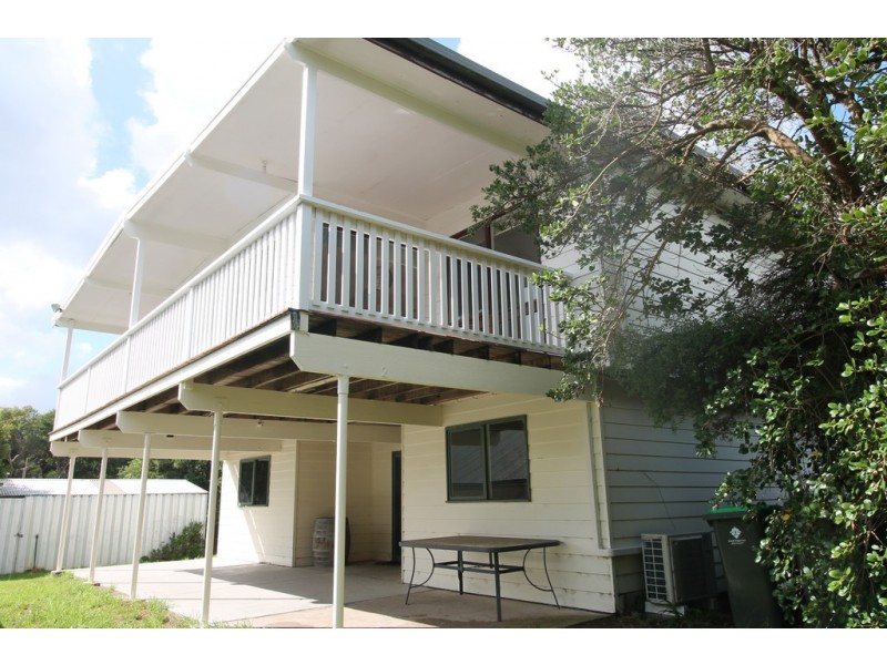 2 Box Avenue, Sandy Point VIC 3959