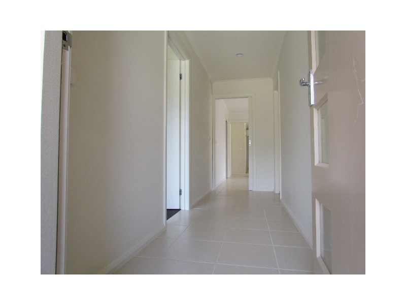 1/25 Fernlea Close, Trafalgar VIC 3824
