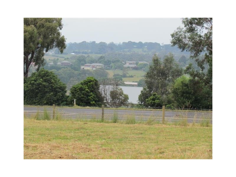 922 Princes Way, Drouin VIC 3818