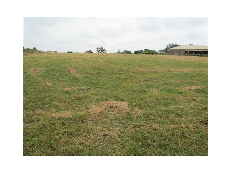 922 Princes Way, Drouin VIC 3818