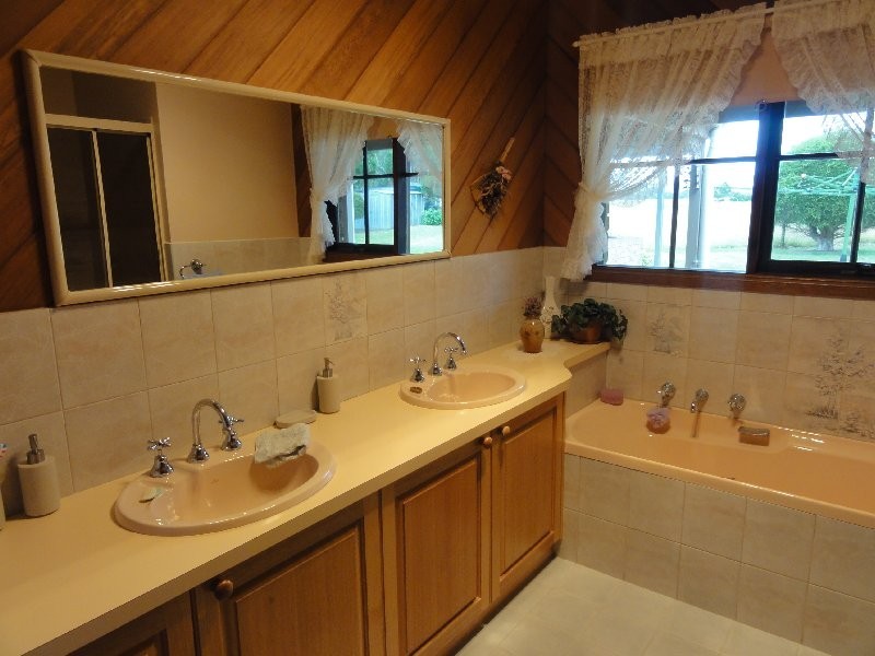 375 Lower Franklin Rd, Foster VIC 3960