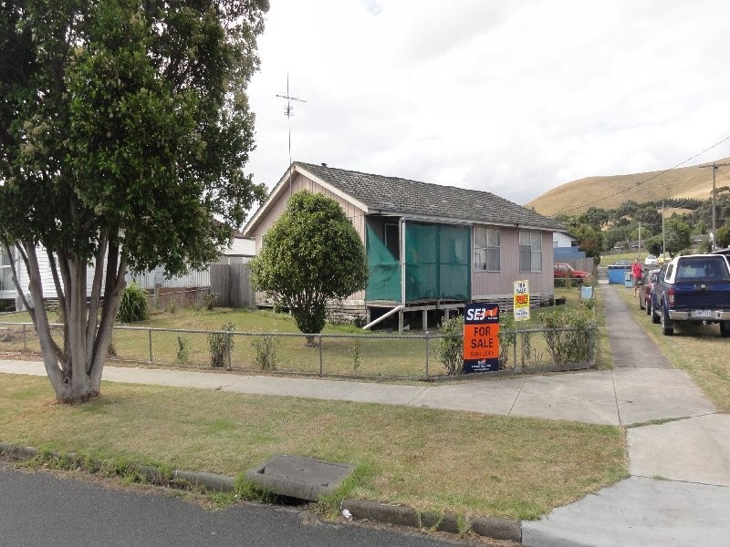 81 Victoria St, Toora VIC 3962