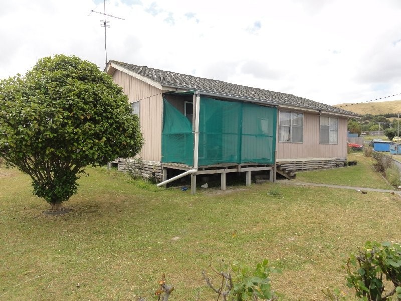 81 Victoria St, Toora VIC 3962
