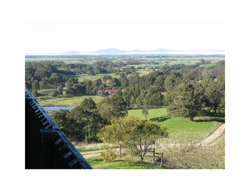 50 Hobson Rd, Foster VIC 3960