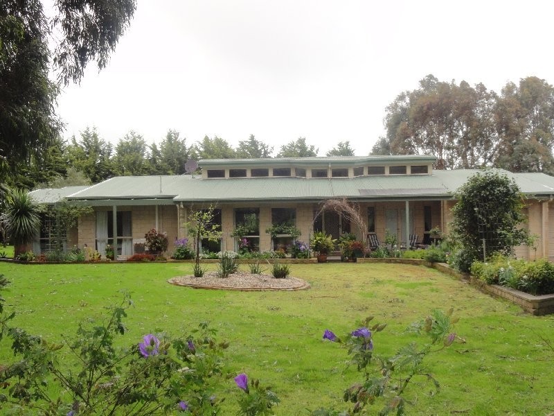 15 Gripp Rd, Toora VIC 3962