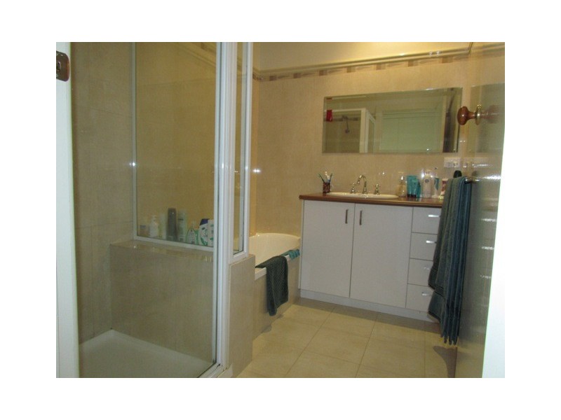 300 Jacksons Track, Labertouche VIC 3816