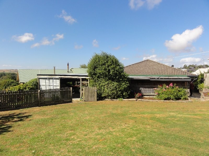 20 Williamson St, Fish Creek VIC 3959