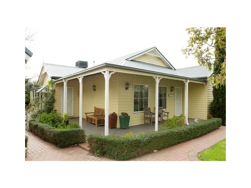 5 Marion Place, Drouin VIC 3818