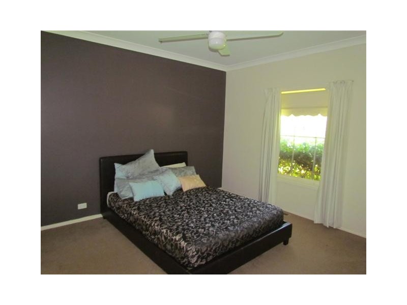 5 Marion Place, Drouin VIC 3818