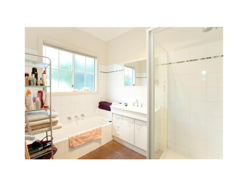 5 Marion Place, Drouin VIC 3818