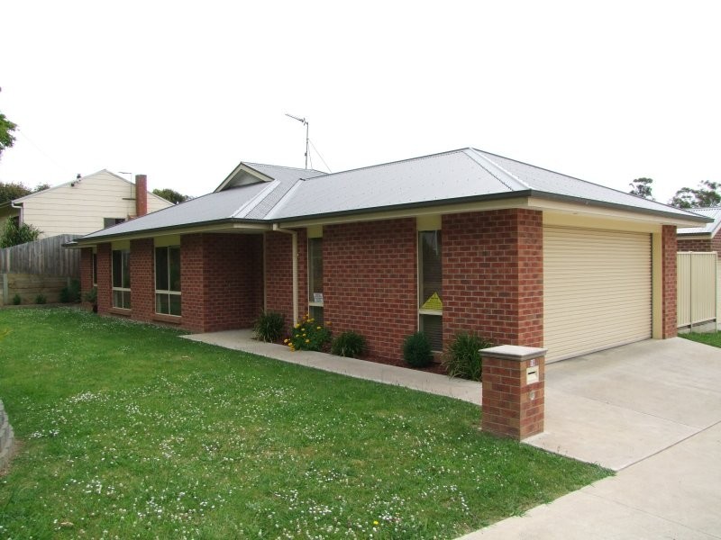 Unit 16, 19-21 Thorpdale Road, Mirboo North VIC 3871