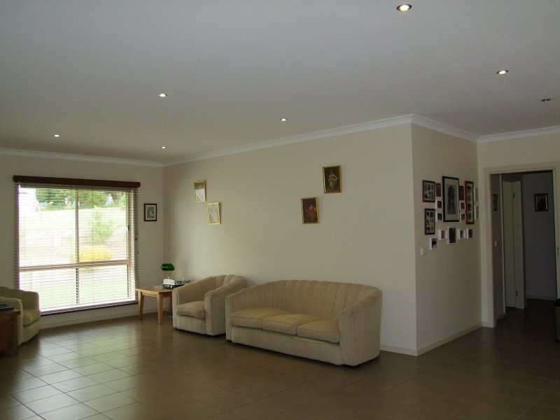 Unit 16, 19-21 Thorpdale Road, Mirboo North VIC 3871
