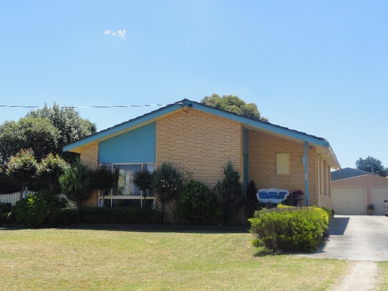 32 Pederson St, Welshpool VIC 3966