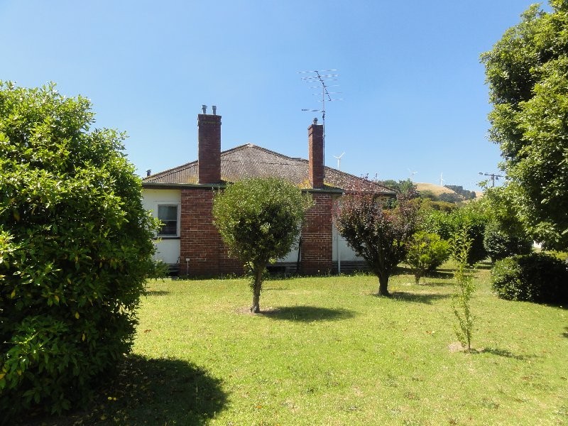 30 Dutton St, Toora VIC 3962