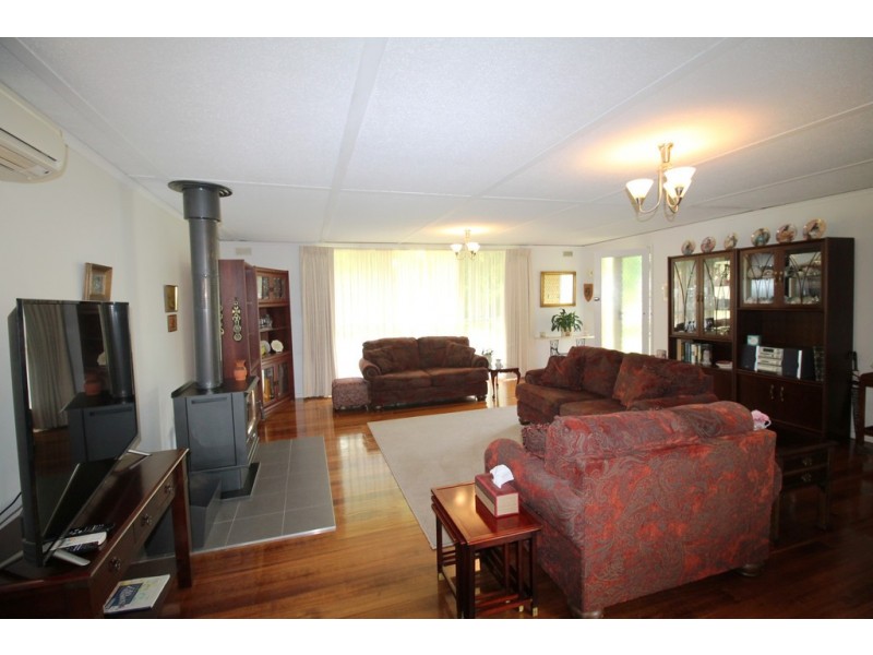 11 Pioneer St, Foster VIC 3960