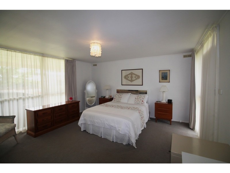 11 Pioneer St, Foster VIC 3960