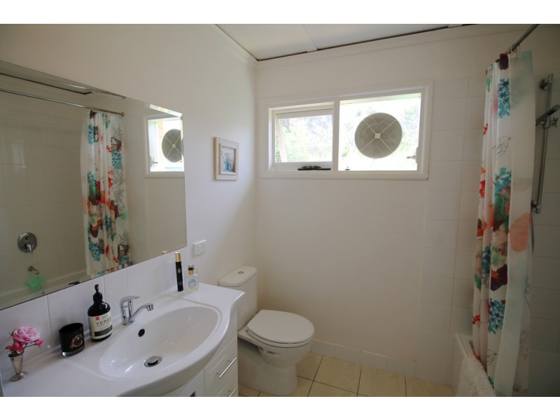 11 Pioneer St, Foster VIC 3960