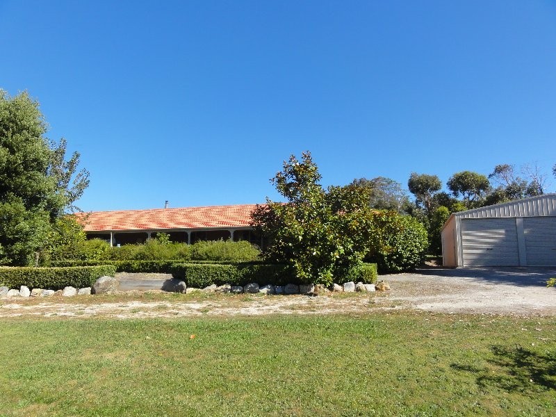35 Foster Promontory Rd, Foster VIC 3960