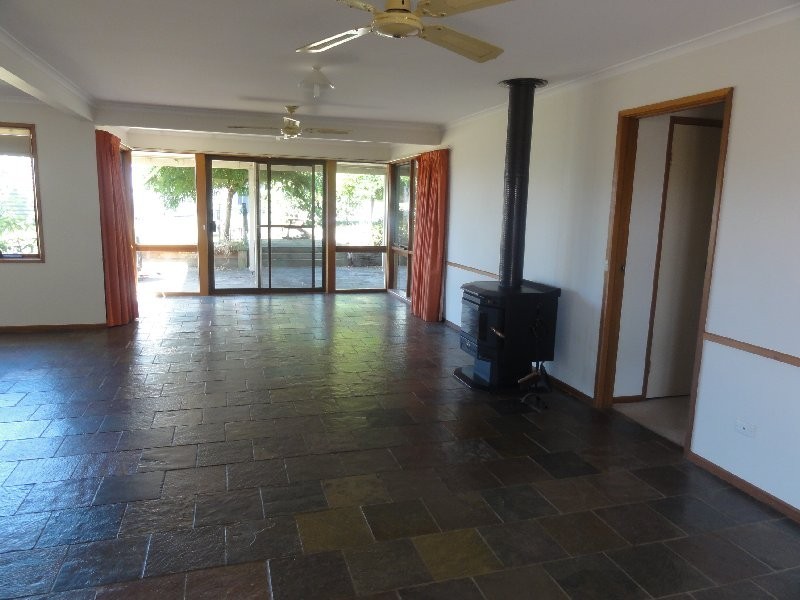 35 Foster Promontory Rd, Foster VIC 3960