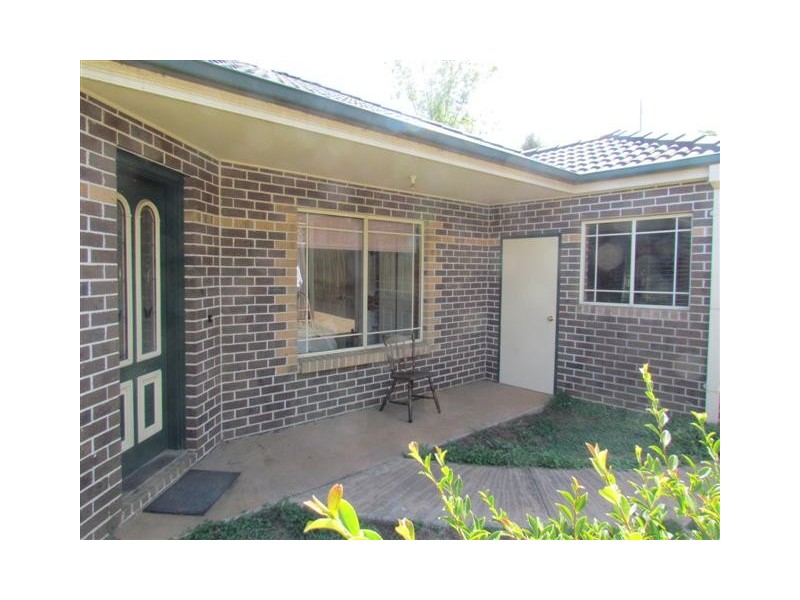 2, 7 Edgerton Street, Warragul VIC 3820